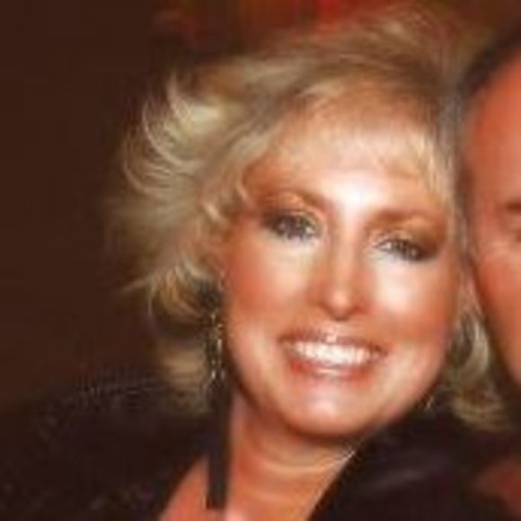 Meet your Posher, Alisha - Picture 1 of 1